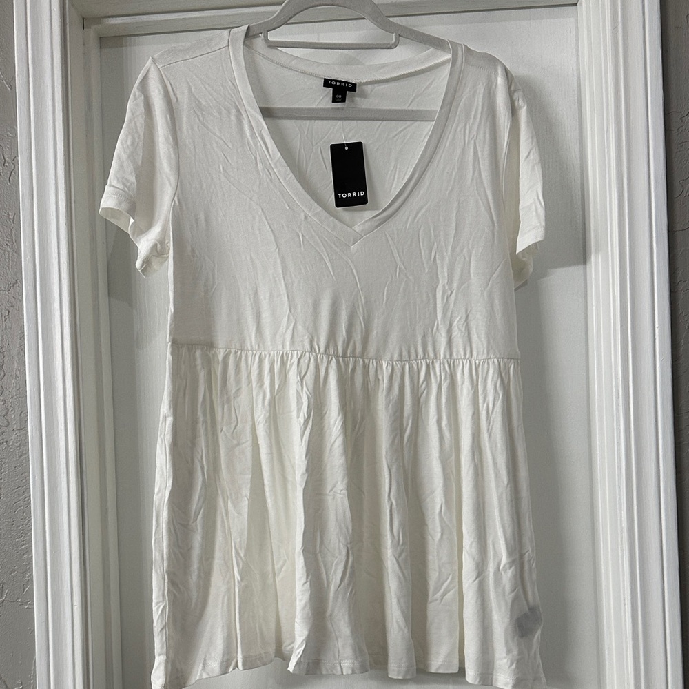 torrid White V-Neck Peplum Babydoll Top